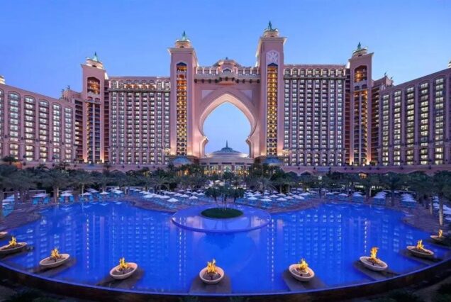 تور لوکس دبی هتل  5 ستاره